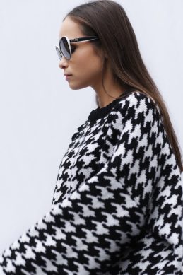 Houndstooth sweater Black with white