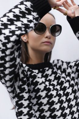 Houndstooth sweater Black with white