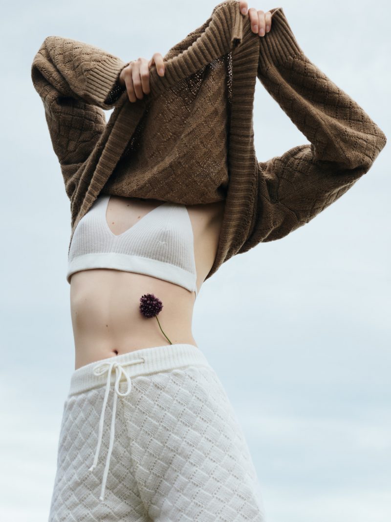 Knitted Shorts (with middle seam), White - AmiAmalia Luxury Knitwear